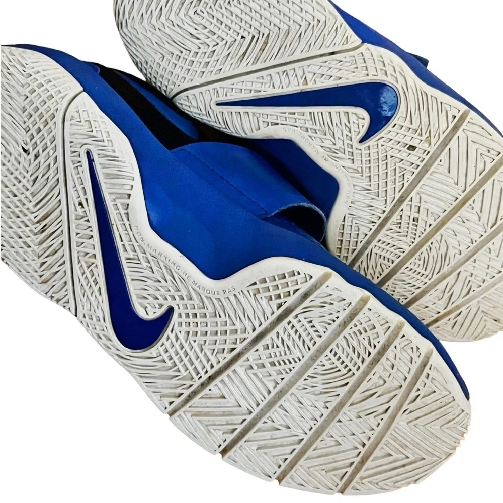 Nike Team Hustle D8 GS Basketball Sneakers | Royal Blue | Very Good Condition